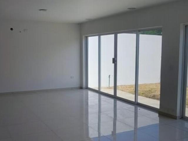Casa en Fraccionamiento Los Angeles