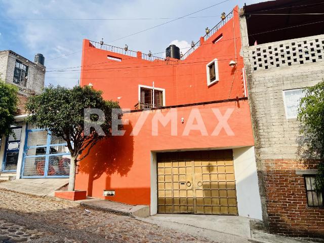 Casa en Fraccionamiento Los Pinos