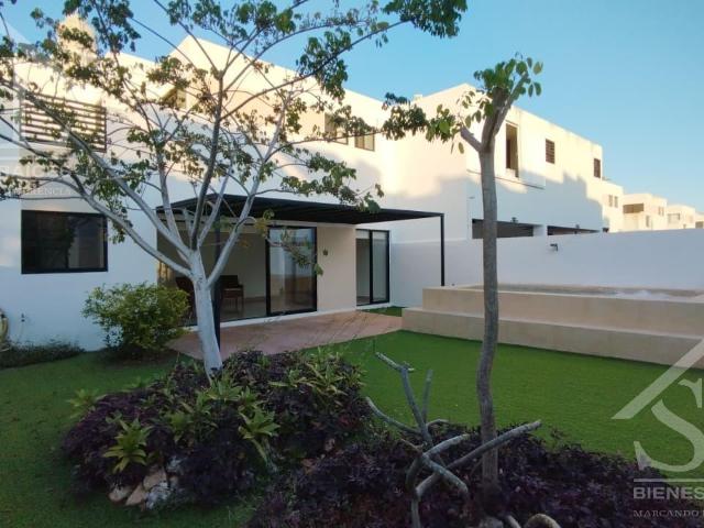 Casa en Fraccionamiento Manere