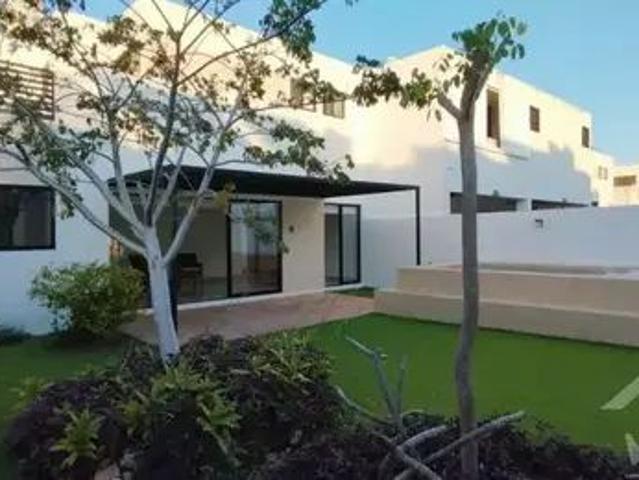Casa En Fraccionamiento Manere