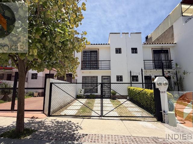 Casa en Fraccionamiento Paseo de los Naranjos