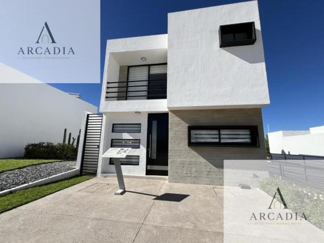 Casa en Fraccionamiento Paseos Gómez Portugal