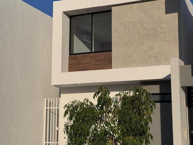 Casa en Fraccionamiento Perisur