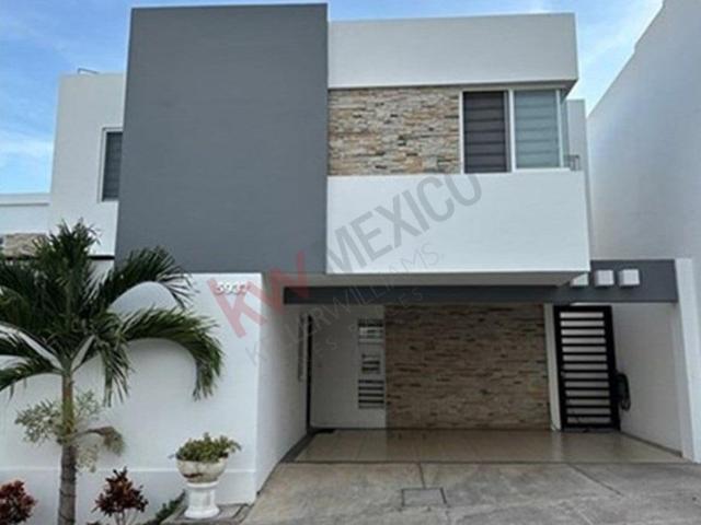 Casa en Fraccionamiento Perisur