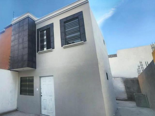 Casa en Fraccionamiento Privada La Estancia