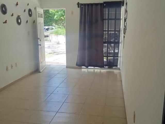 Casa en Fraccionamiento Punta Laguna