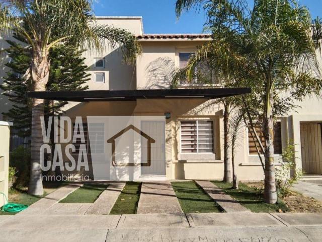 Casa en Fraccionamiento Rancho Santa M?nica
