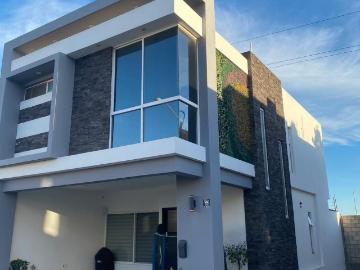 Casa en Fraccionamiento Real del Valle