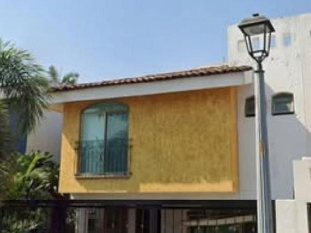 Casa en Fraccionamiento Residencial Fluvial Vallarta