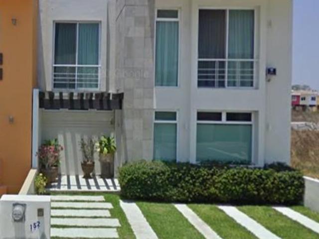 Casa en Fraccionamiento Residencial Fluvial Vallarta