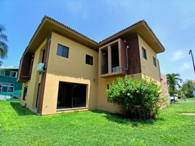 Casa en Fraccionamiento Residencial Lagunas de Miralta, Altamira