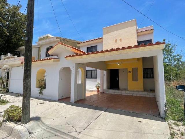 Casa en Fraccionamiento Rinc?n del Valle