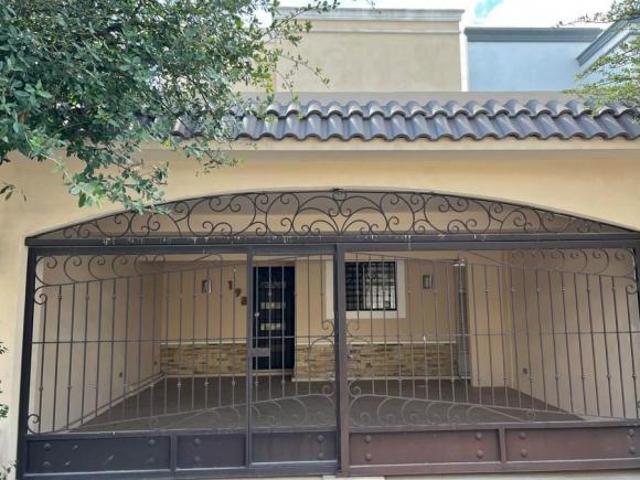 Casa en Fraccionamiento Rincón de la Moraleja