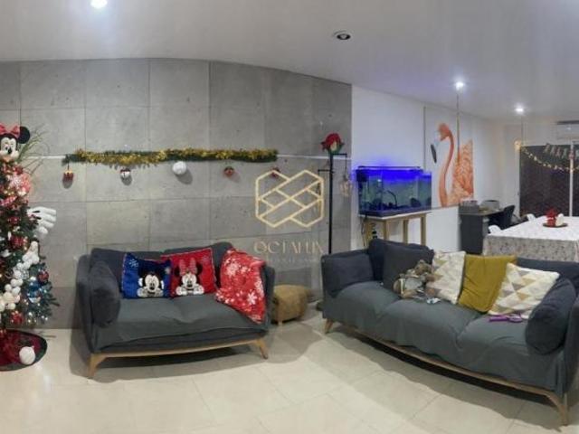 Casa en Fraccionamiento Rubí del Bajío