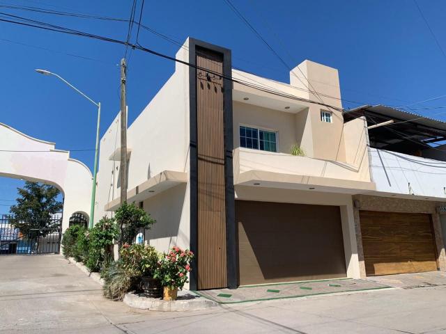 Casa en Fraccionamiento Santa Clara