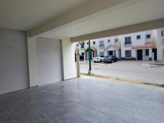 Casa en Fraccionamiento Stanza