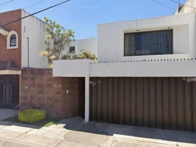 CASA EN GUANAJUATO, VALLE CAMPESTRE, JARDIN, CERCA DE PLAZA, HOSPITAL, PARQUE Y VIA RAPIDA