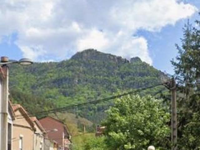 CASA EN GUARDIOLA DE BERGUEDA