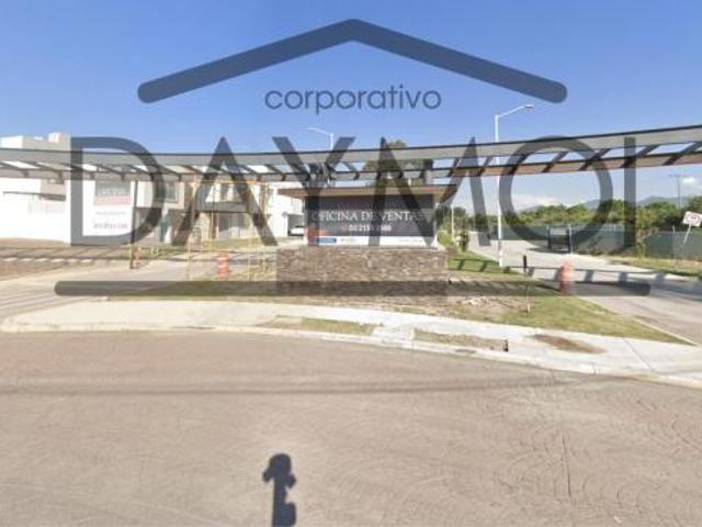 Casa en Gotlan #1047, int 25, Unidad Cond 6, Lt 331, Mz 21, Cond Magnolia, Tlajomulco de Zuñiga,GDL