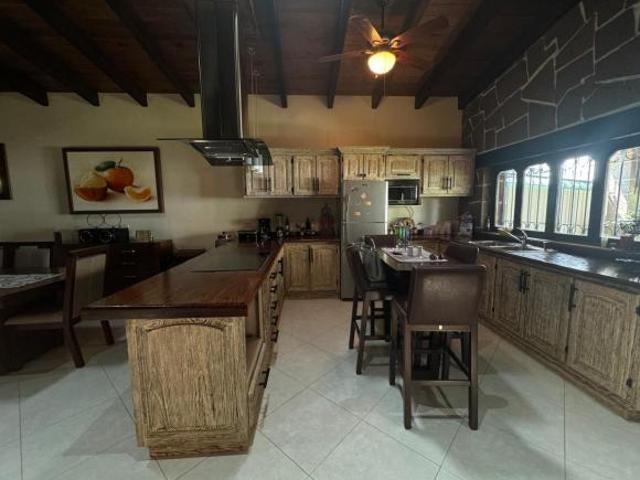 CASA EN HACIENDA TEQUISQUIAPAN 4