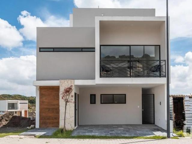 Casa en Haras Puebla | 3 Niveles y Cuarto de Servicio