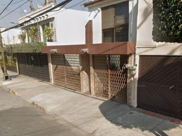 CASA EN IZTAPALAPA CIUDAD DE MEXICO