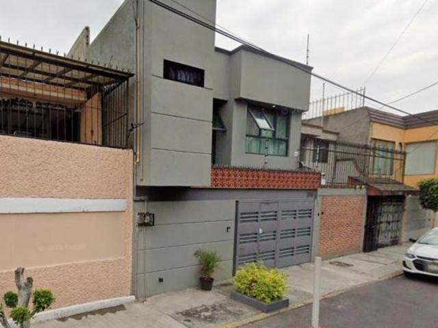 CASA EN IZTAPALAPA CIUDAD DE MEXICO