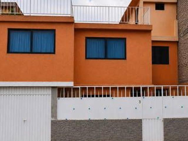 Casa En Iztapalapa En Renta Para Vivienda O Giros Comerciales