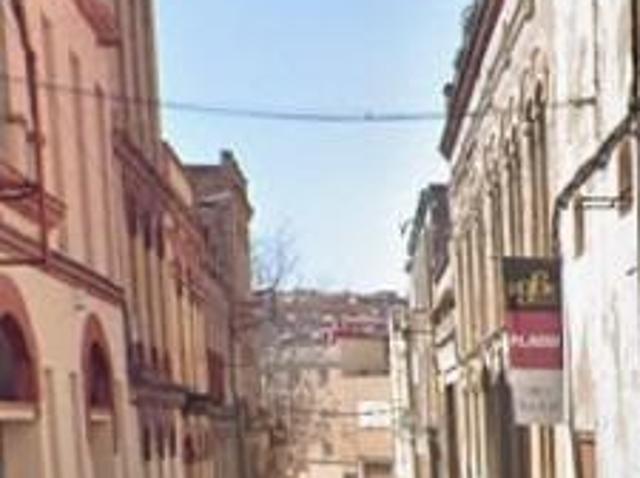 CASA EN IGUALADA