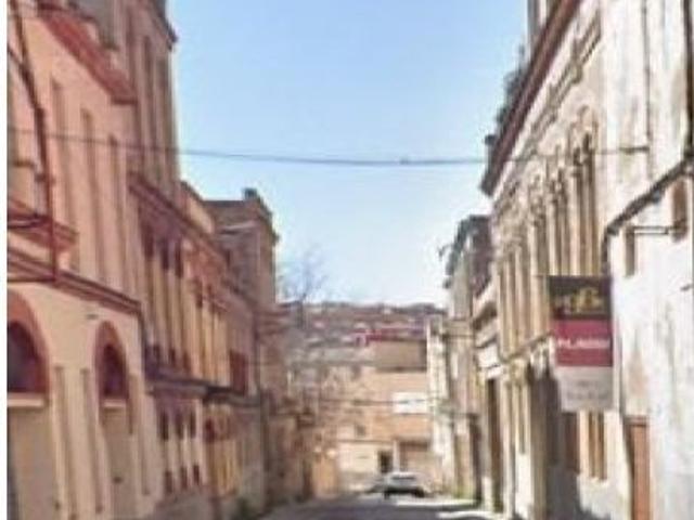 CASA EN IGUALADA