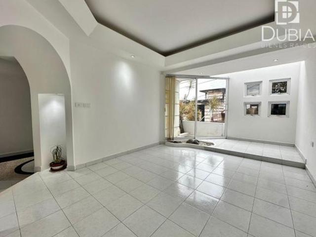 CASA EN INDECO ANIMAS CON 3 RECAMARAS Y ROOF GARDEN