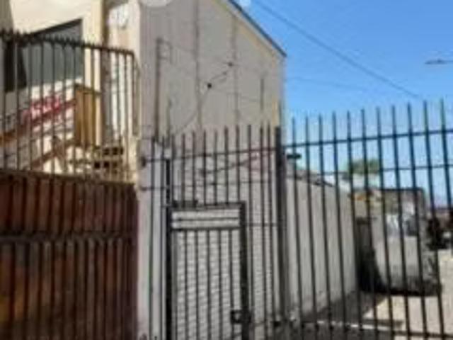Casa en Iquique, 3 dorm. Y un mini depto | 4 dormitorios por 4896.00 en Iquique