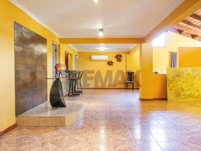 Casa en isla de maipo con gran terreno y piscina | 6 dormitorios por 9500.00 en Isla de Maipo
