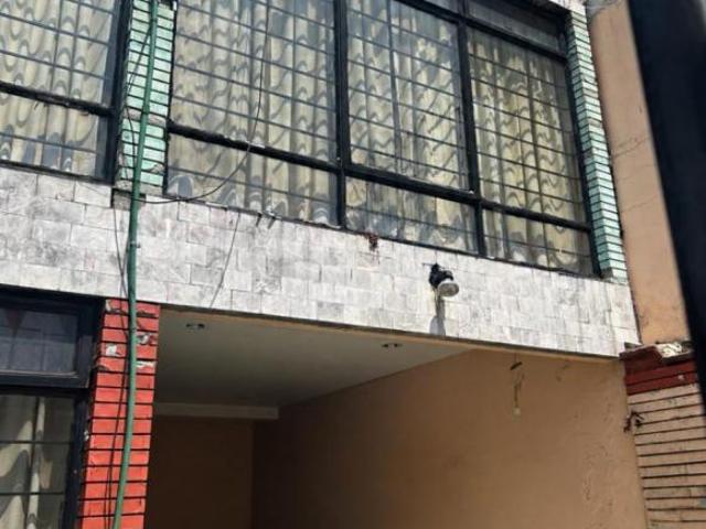 CASA EN JARDIN BALBUENA/