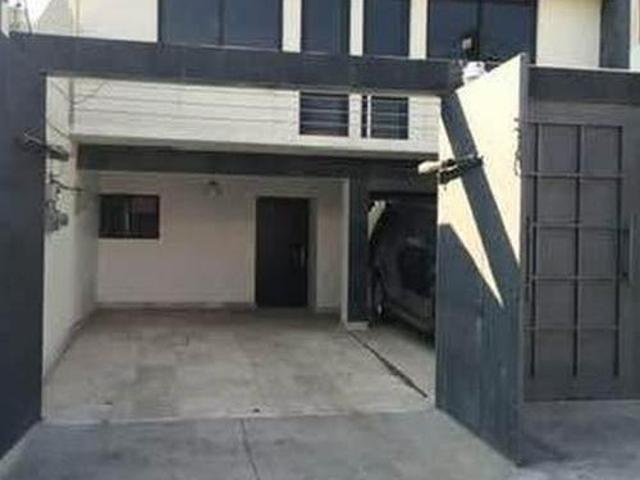 Casa en Jardin Balbuena Genaro García
