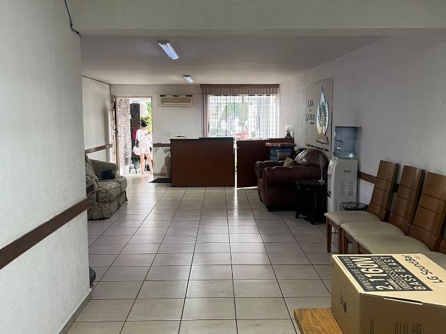 CASA EN JARDINES ALCALDE EN VENTA