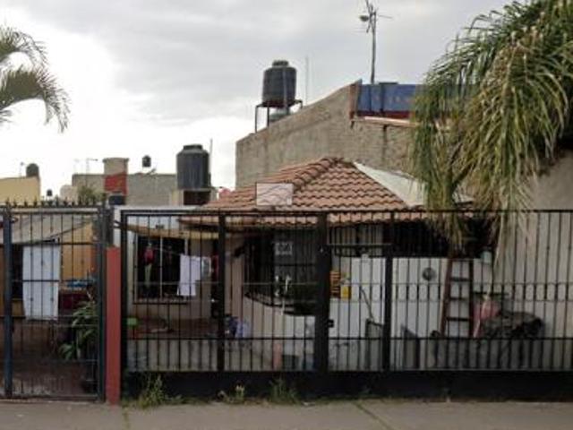 Casa en Jardines de La Alameda