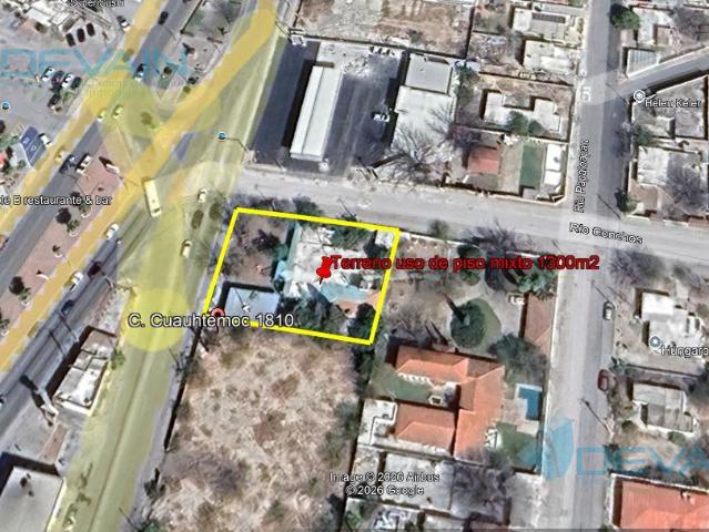 Casa en Jardines del Valle