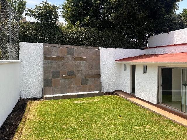 CASA EN JARDINES DEL PEDREGAL RENTA