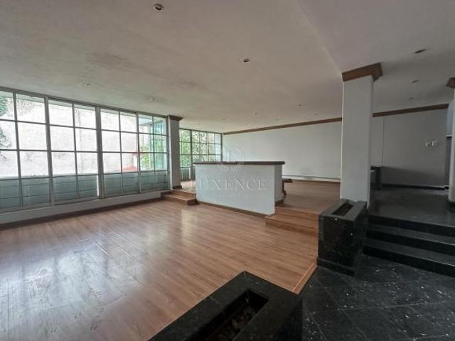 Casa en Jardines en la Montaña en Venta