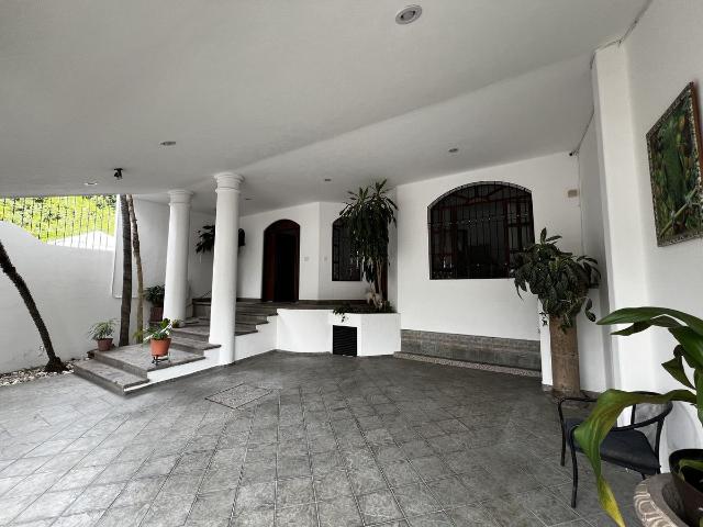 Casa en Jardines Vista Hermosa