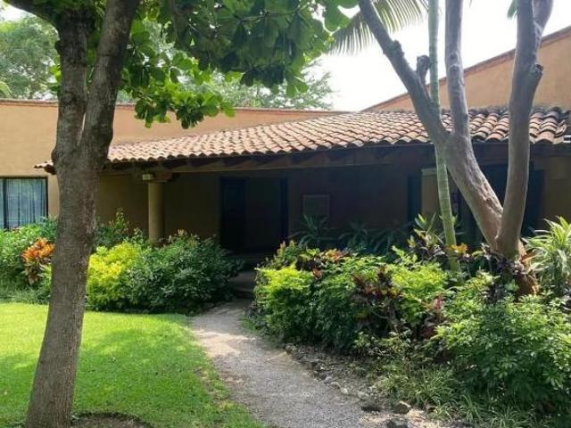 CASA EN JOSE G PARRES
