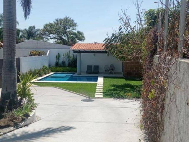 CASA EN LA MEJOR ZONA DE CUERNAVACA