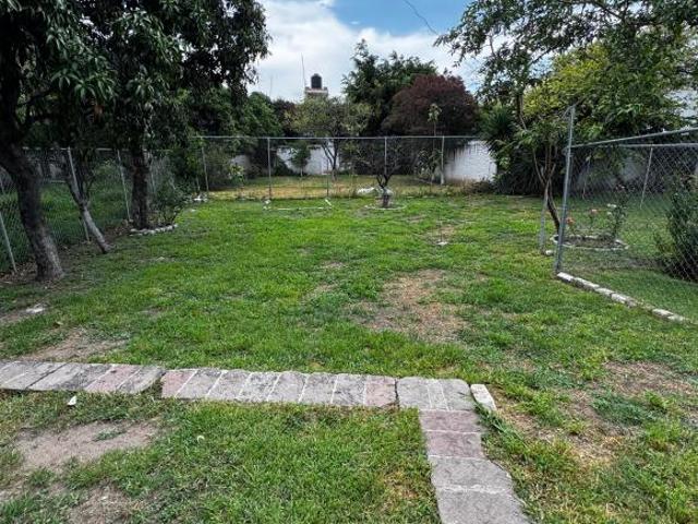 Casa en La Moderna con Gran Jardin