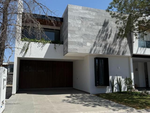 Casa en La Campi?a del Bosque