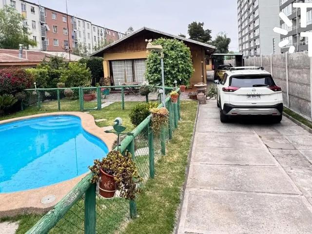 Casa en La Cisterna