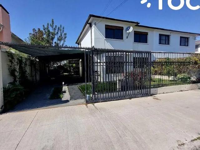 Casa en La Cisterna