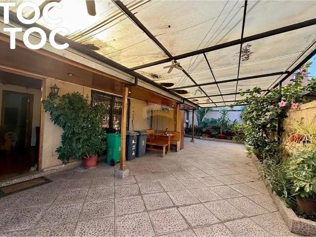 Casa en La Cisterna