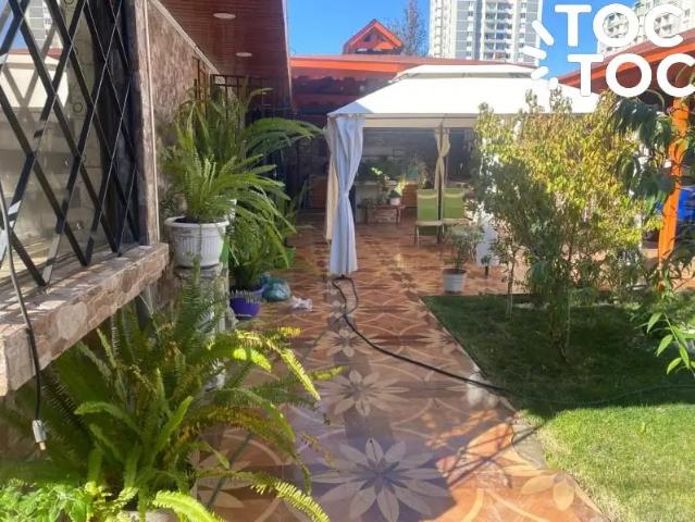 Casa en La Cisterna