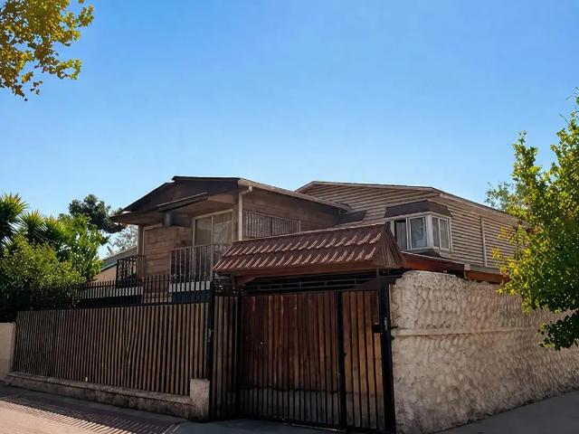 Casa en La Cisterna